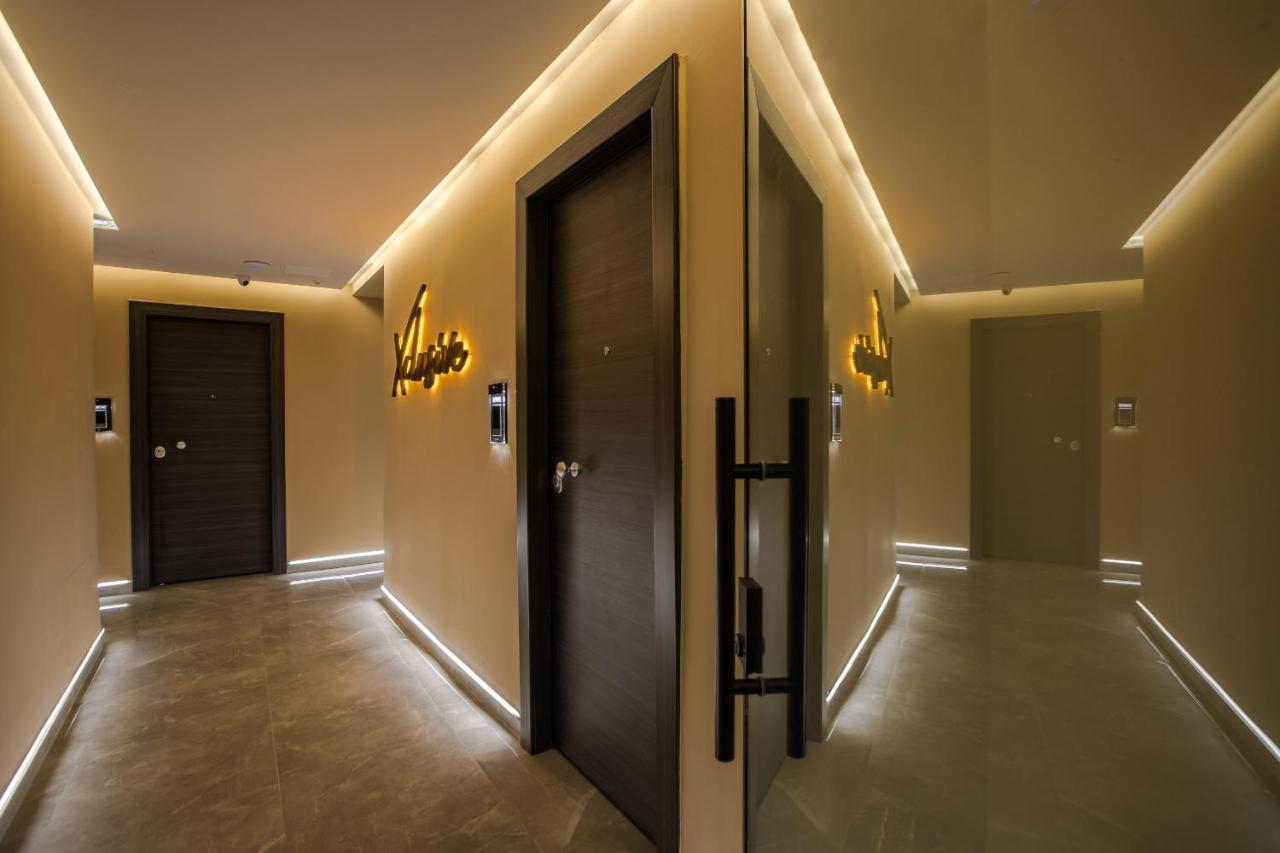 Xclusive Athens Suites Exteriör bild