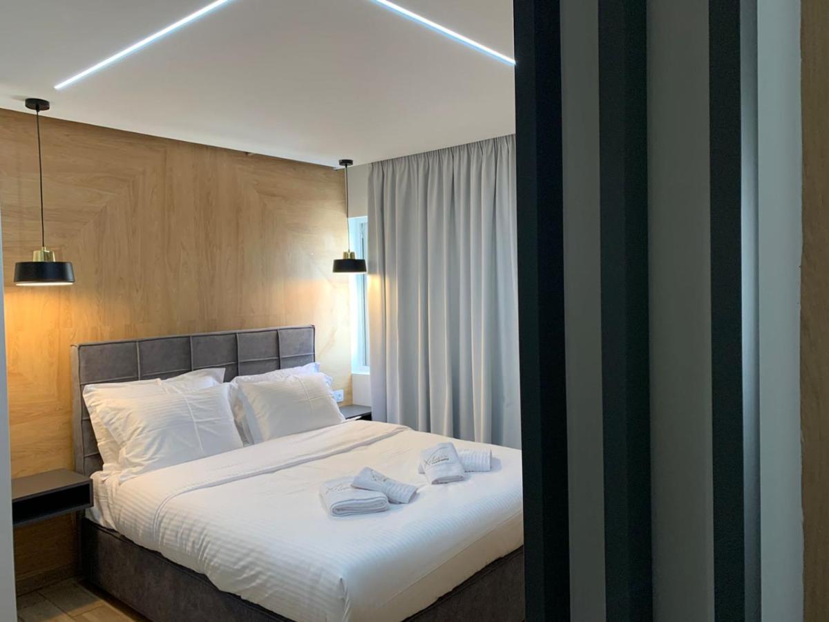 Xclusive Athens Suites Exteriör bild